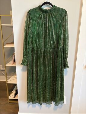 NWT Eloquii Green Metallic Pleated Long-Sleeve Midi Dress